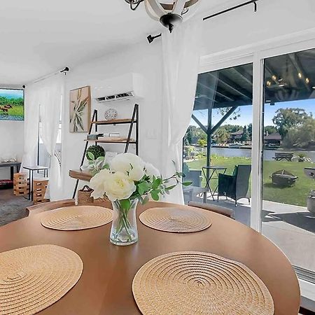 2 Bedroom Getaway On The River/Close To Marina Belle River 外观 照片